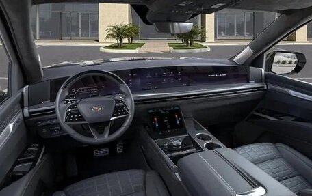 Cadillac Escalade V, 2025 год, 24 000 000 рублей, 14 фотография