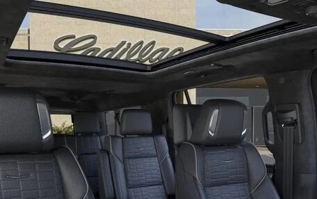 Cadillac Escalade V, 2025 год, 24 000 000 рублей, 23 фотография