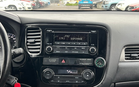 Mitsubishi Outlander III рестайлинг 3, 2018 год, 1 399 000 рублей, 7 фотография