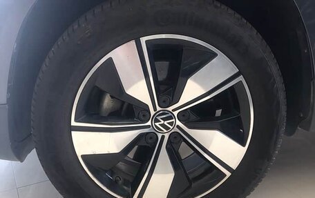 Volkswagen Tharu, 2021 год, 1 700 000 рублей, 7 фотография