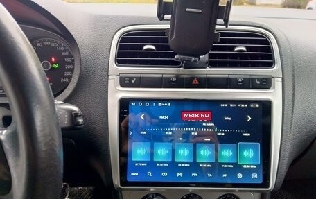 Volkswagen Polo VI (EU Market), 2013 год, 1 100 000 рублей, 2 фотография