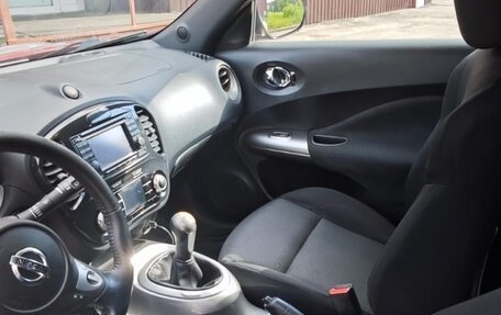 Nissan Juke II, 2011 год, 800 000 рублей, 12 фотография