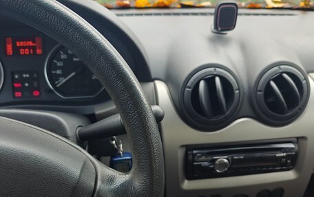 Renault Logan I, 2012 год, 520 000 рублей, 4 фотография