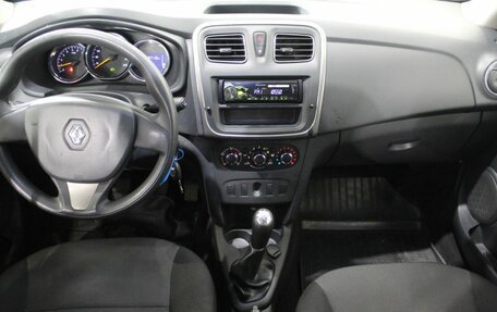 Renault Logan II, 2016 год, 635 000 рублей, 22 фотография