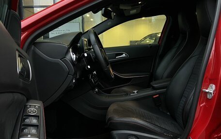 Mercedes-Benz GLA, 2015 год, 1 790 000 рублей, 14 фотография