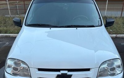 Chevrolet Niva I рестайлинг, 2018 год, 820 000 рублей, 1 фотография