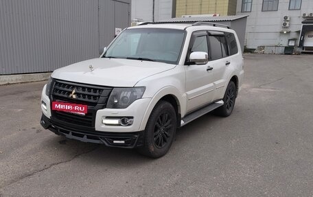 Mitsubishi Pajero IV, 2019 год, 4 300 000 рублей, 8 фотография