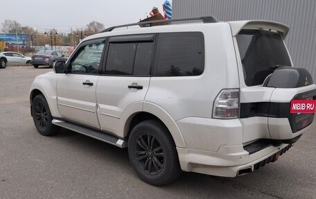 Mitsubishi Pajero IV, 2019 год, 4 300 000 рублей, 9 фотография