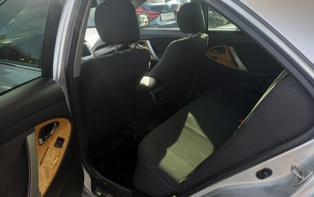 Toyota Camry, 2007 год, 1 100 000 рублей, 11 фотография