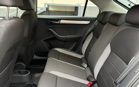 Skoda Rapid I, 2018 год, 1 600 000 рублей, 14 фотография