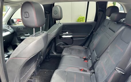 Mercedes-Benz GLB, 2021 год, 3 100 000 рублей, 15 фотография