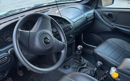 Chevrolet Niva I рестайлинг, 2018 год, 820 000 рублей, 5 фотография