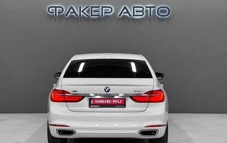 BMW 7 серия, 2016 год, 3 400 000 рублей, 9 фотография