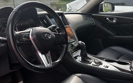 Infiniti Q50 I рестайлинг, 2018 год, 2 639 000 рублей, 6 фотография