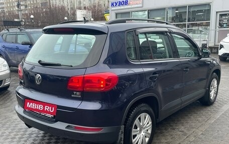 Volkswagen Tiguan I, 2012 год, 959 000 рублей, 4 фотография