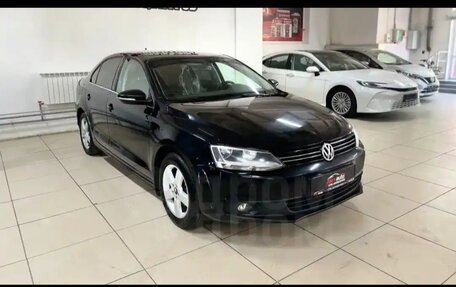 Volkswagen Jetta VI, 2012 год, 1 000 000 рублей, 1 фотография