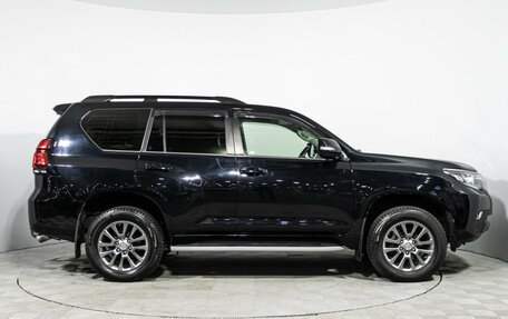 Toyota Land Cruiser Prado 150 рестайлинг 2, 2018 год, 5 489 898 рублей, 4 фотография