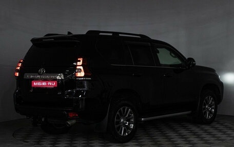 Toyota Land Cruiser Prado 150 рестайлинг 2, 2018 год, 5 489 898 рублей, 31 фотография