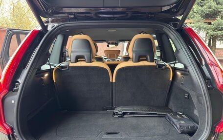 Volvo XC90 II рестайлинг, 2017 год, 3 800 000 рублей, 21 фотография