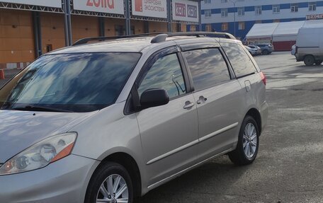 Toyota Sienna II рестайлинг, 2009 год, 1 300 000 рублей, 2 фотография