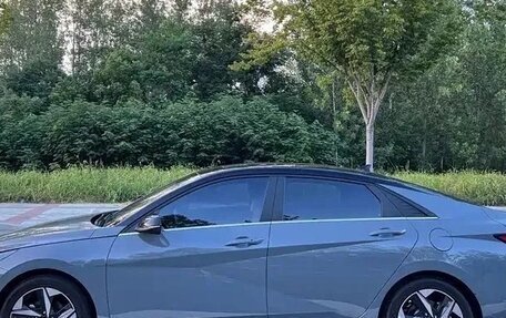 Hyundai Elantra, 2022 год, 1 680 000 рублей, 4 фотография