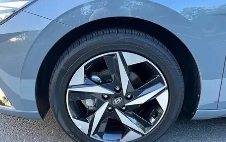 Hyundai Elantra, 2022 год, 1 680 000 рублей, 8 фотография