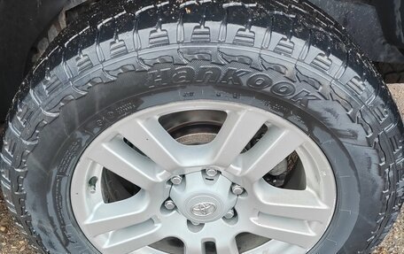 Toyota Land Cruiser Prado 150 рестайлинг 2, 2013 год, 2 850 000 рублей, 9 фотография