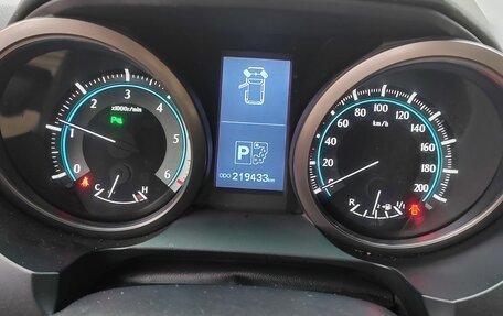 Toyota Land Cruiser Prado 150 рестайлинг 2, 2013 год, 2 850 000 рублей, 8 фотография