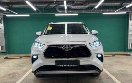 Toyota Highlander, 2025 год, 6 100 000 рублей, 3 фотография