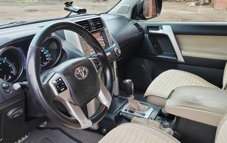 Toyota Land Cruiser Prado 150 рестайлинг 2, 2013 год, 2 850 000 рублей, 7 фотография