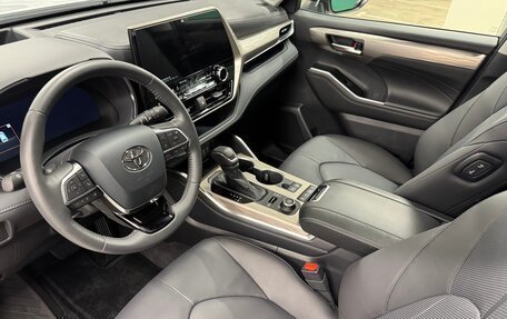 Toyota Highlander, 2025 год, 6 100 000 рублей, 12 фотография