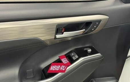 Toyota Highlander, 2025 год, 6 100 000 рублей, 14 фотография