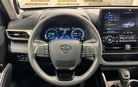 Toyota Highlander, 2025 год, 6 100 000 рублей, 23 фотография