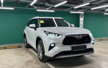 Toyota Highlander, 2025 год, 6 100 000 рублей, 32 фотография