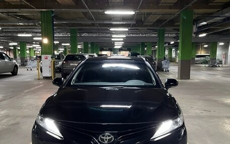 Toyota Camry, 2018 год, 2 700 000 рублей, 4 фотография