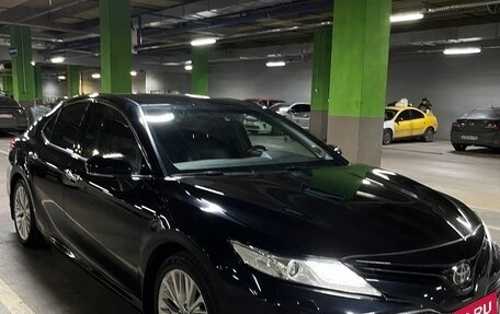 Toyota Camry, 2018 год, 2 700 000 рублей, 5 фотография