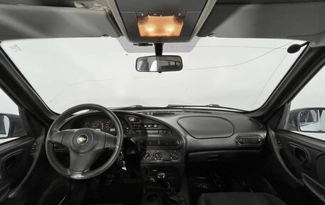 Chevrolet Niva I рестайлинг, 2015 год, 650 000 рублей, 10 фотография