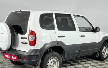 Chevrolet Niva I рестайлинг, 2015 год, 650 000 рублей, 5 фотография