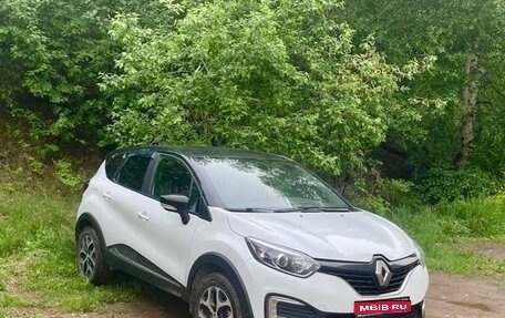 Renault Kaptur I рестайлинг, 2017 год, 1 200 000 рублей, 1 фотография