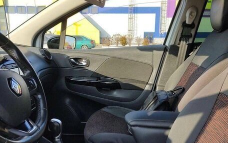 Renault Kaptur I рестайлинг, 2017 год, 1 200 000 рублей, 4 фотография