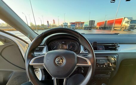 Skoda Rapid I, 2014 год, 970 000 рублей, 3 фотография