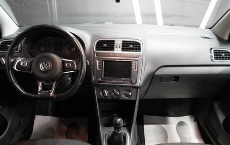 Volkswagen Polo VI (EU Market), 2019 год, 1 800 000 рублей, 9 фотография