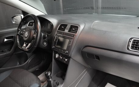 Volkswagen Polo VI (EU Market), 2019 год, 1 800 000 рублей, 8 фотография