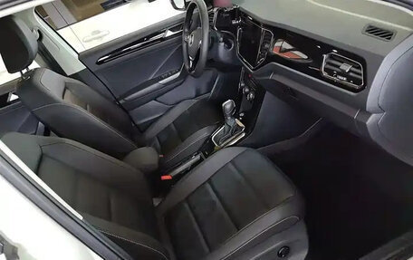 Volkswagen T-Roc I, 2022 год, 1 680 231 рублей, 11 фотография