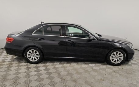 Mercedes-Benz E-Класс, 2013 год, 1 675 000 рублей, 4 фотография