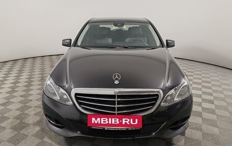 Mercedes-Benz E-Класс, 2013 год, 1 675 000 рублей, 2 фотография