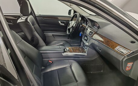 Mercedes-Benz E-Класс, 2013 год, 1 675 000 рублей, 19 фотография