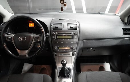 Toyota Avensis III рестайлинг, 2009 год, 1 950 000 рублей, 8 фотография