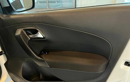 Volkswagen Polo VI (EU Market), 2014 год, 590 000 рублей, 26 фотография