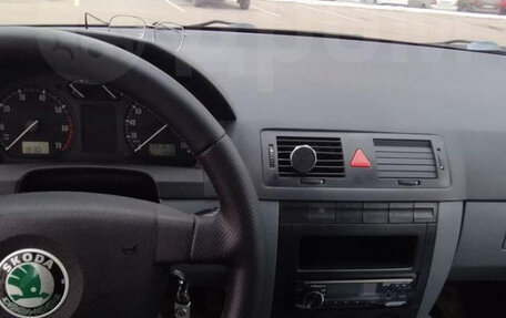 Skoda Fabia I, 2001 год, 290 000 рублей, 2 фотография